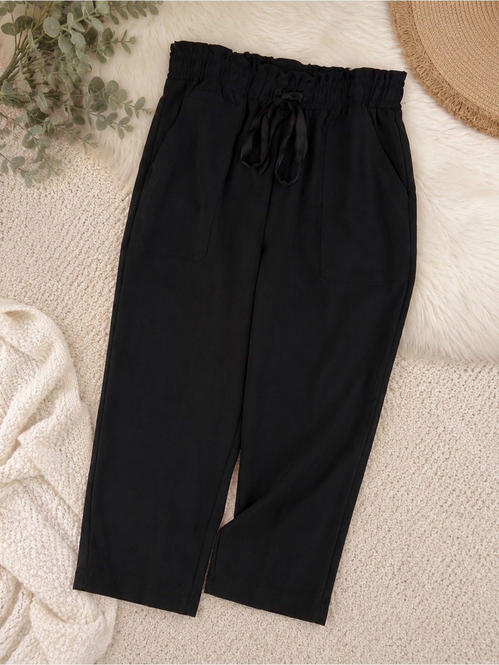 Women’s Black Waist Tie Front Tapered Ankle Pants